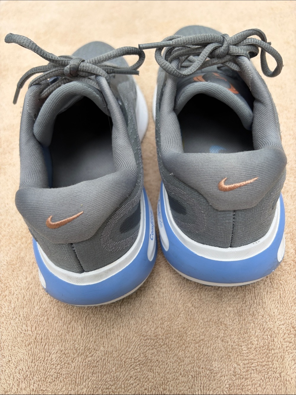 Nike Comfiride sneakers Size 8 - Picture 3 of 7